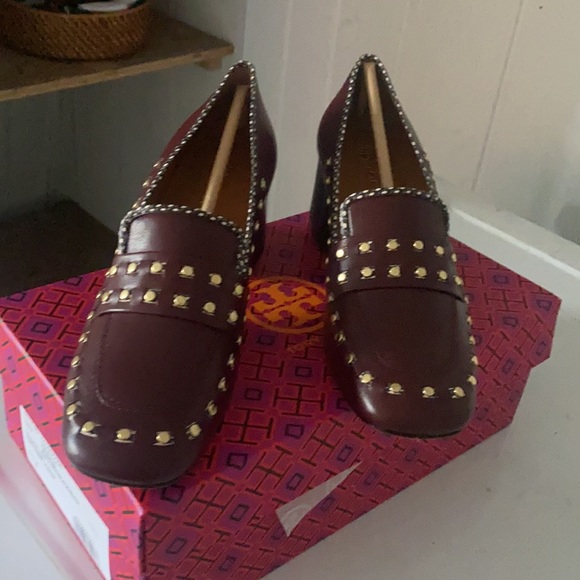 Tory Burch Tory Loafer Brand New - Picture 2 of 4